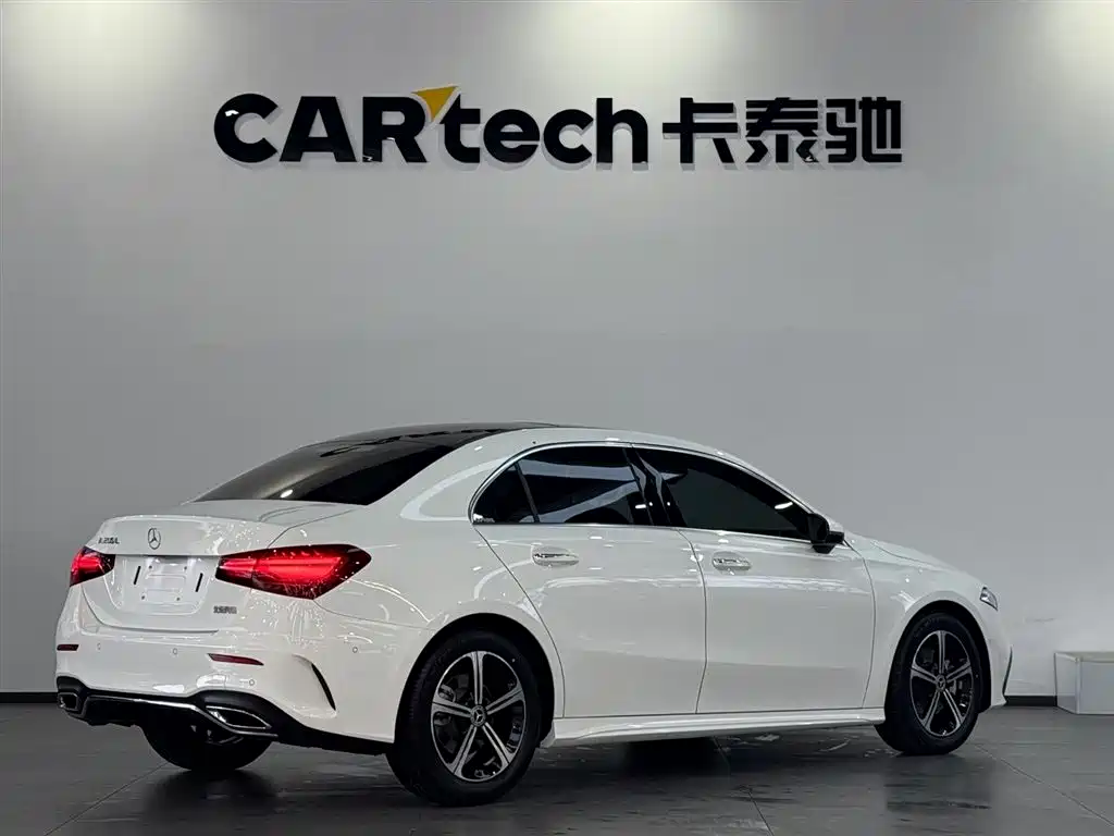 MERCEDES-BENZ CLASS A