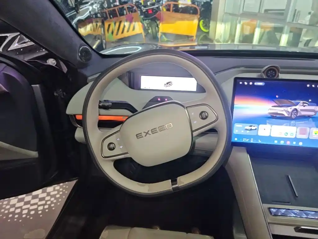 Exeed Exlantix ES 2025 2025 Range Extender Pro Highway Assist