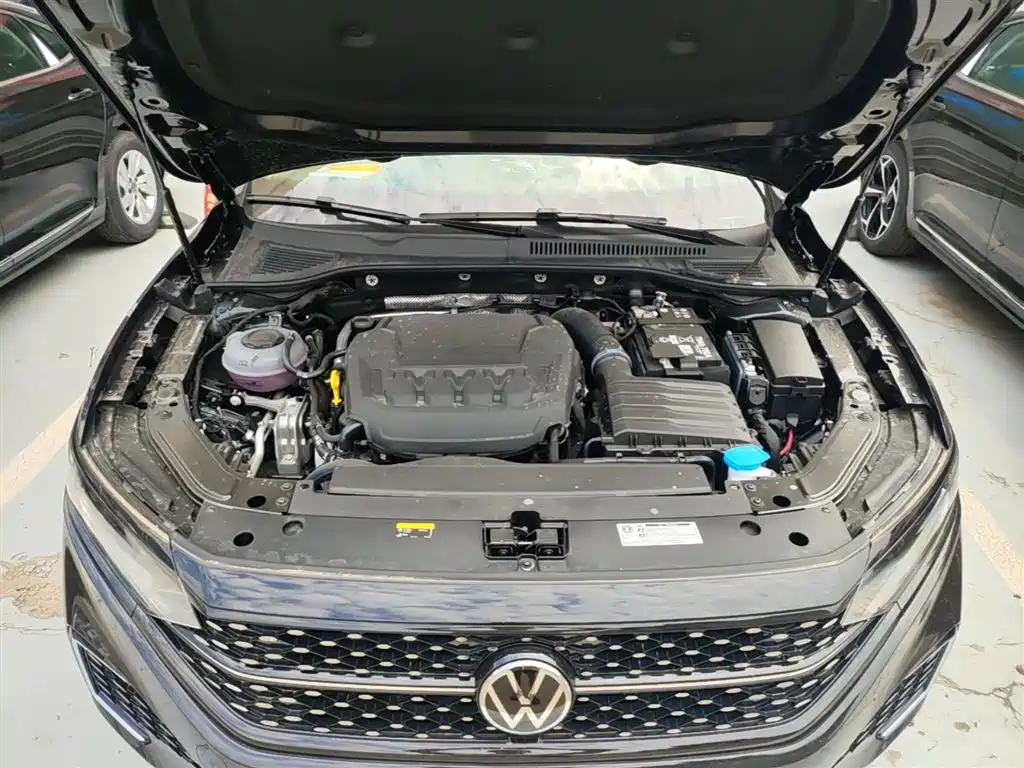 Volkswagen Passat 2026 Outstanding Edition 380TSI Starlight Dragon Soaring Version фото 20