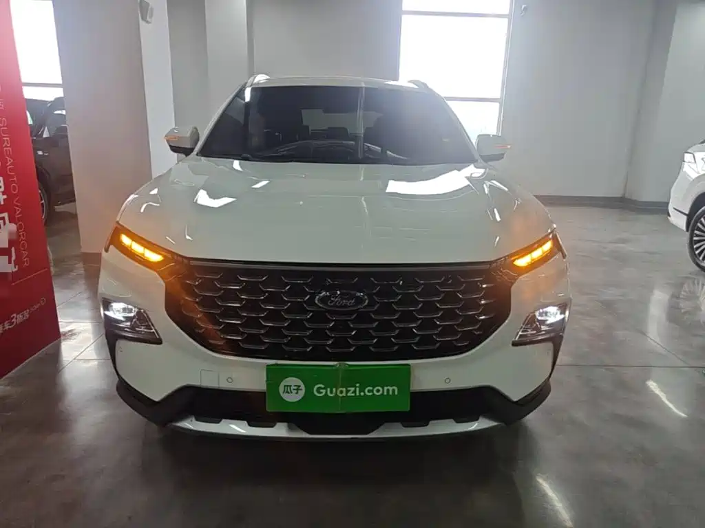 Ford Lingrui 2023 2022 Facelift EcoBoost 170 Premium PLUS