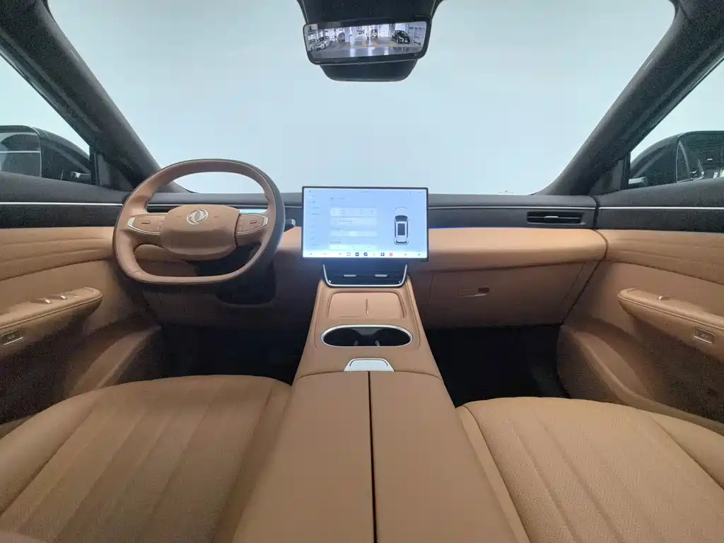 Фото 5 - Dongfeng Aeolus L8