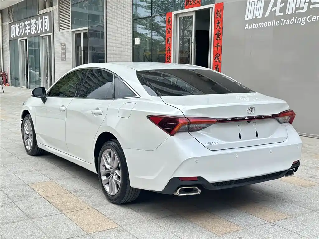 Toyota Avalon 2019 2.0L Progressive Edition (China VI) фото 8