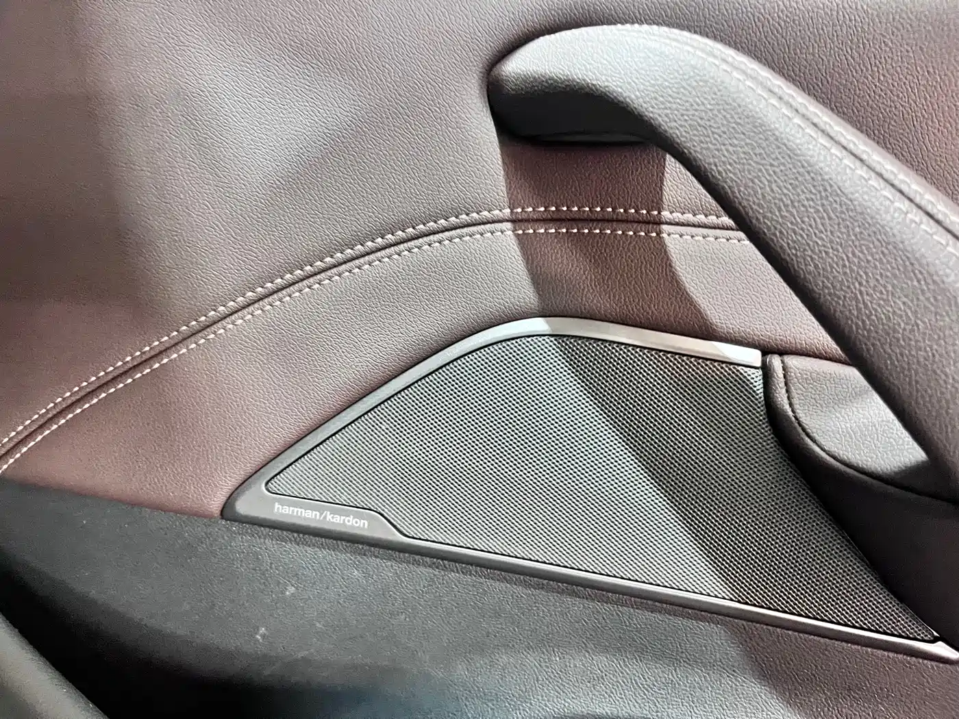 BMW 5 Series 2023 530Li Leading Luxury Package фото 12