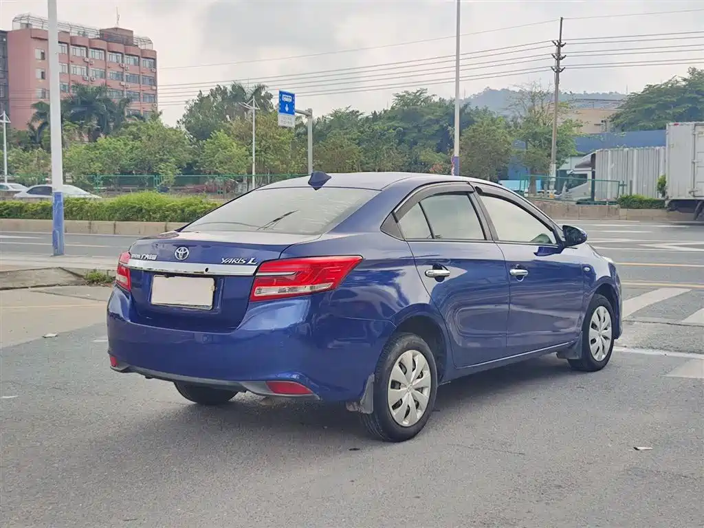 Toyota YARiS L Zhi Xiang 2018 1.5E CVT Champion Limited Edition фото 7