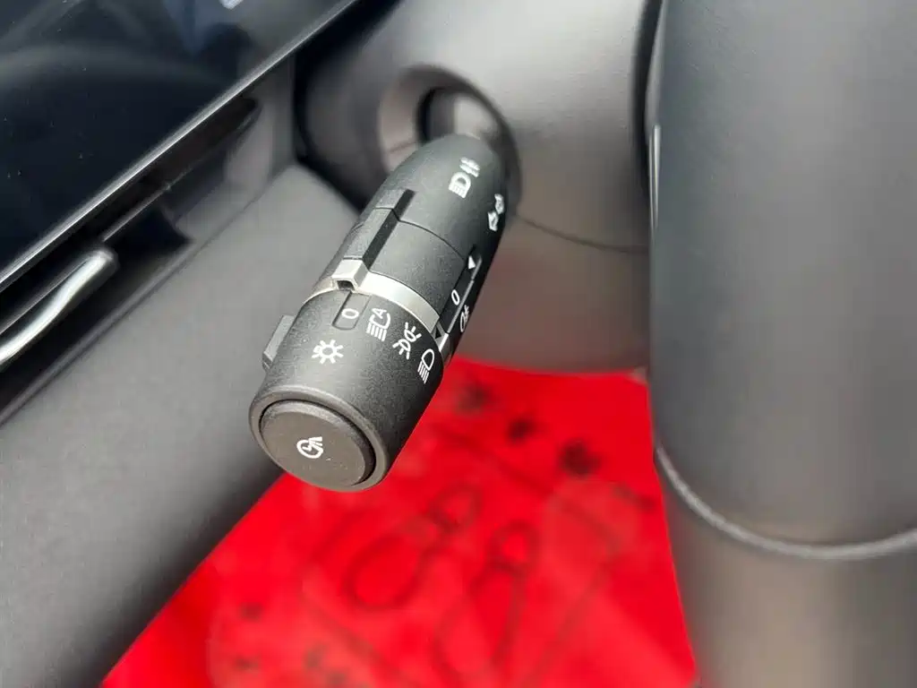 BYD Seal 2025 650 Smart Navigation Edition фото 9