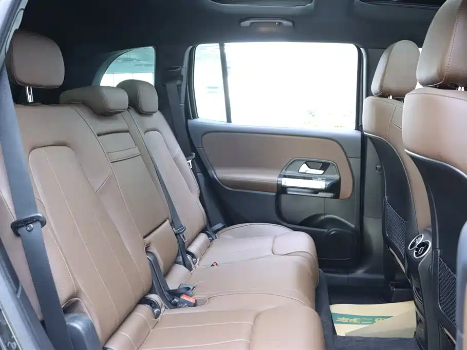 Mercedes-Benz GLB 2022 Model GLB 200 Dynamic Edition фото 17