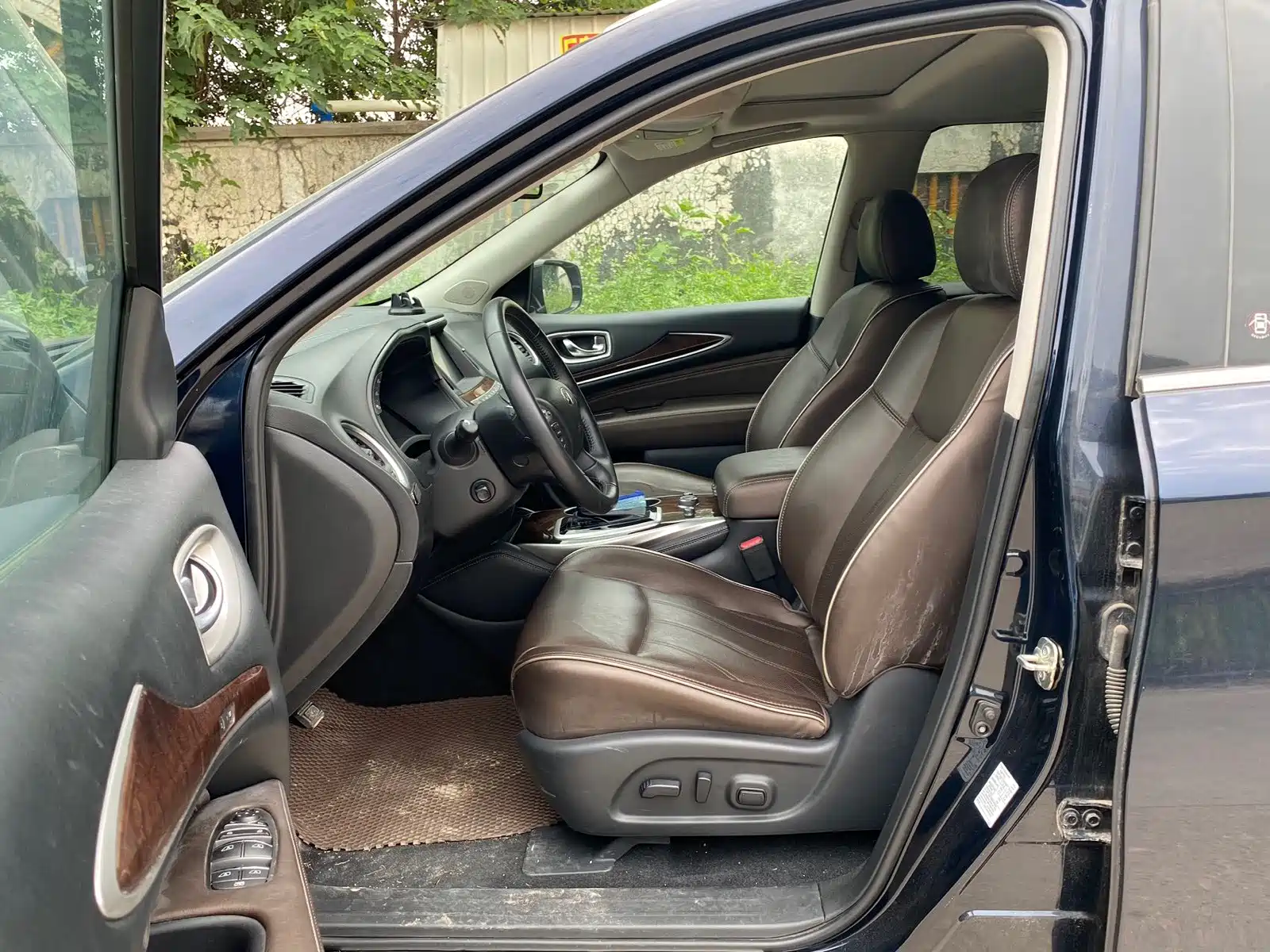 Photo 7 - Infiniti QX60 (Import)