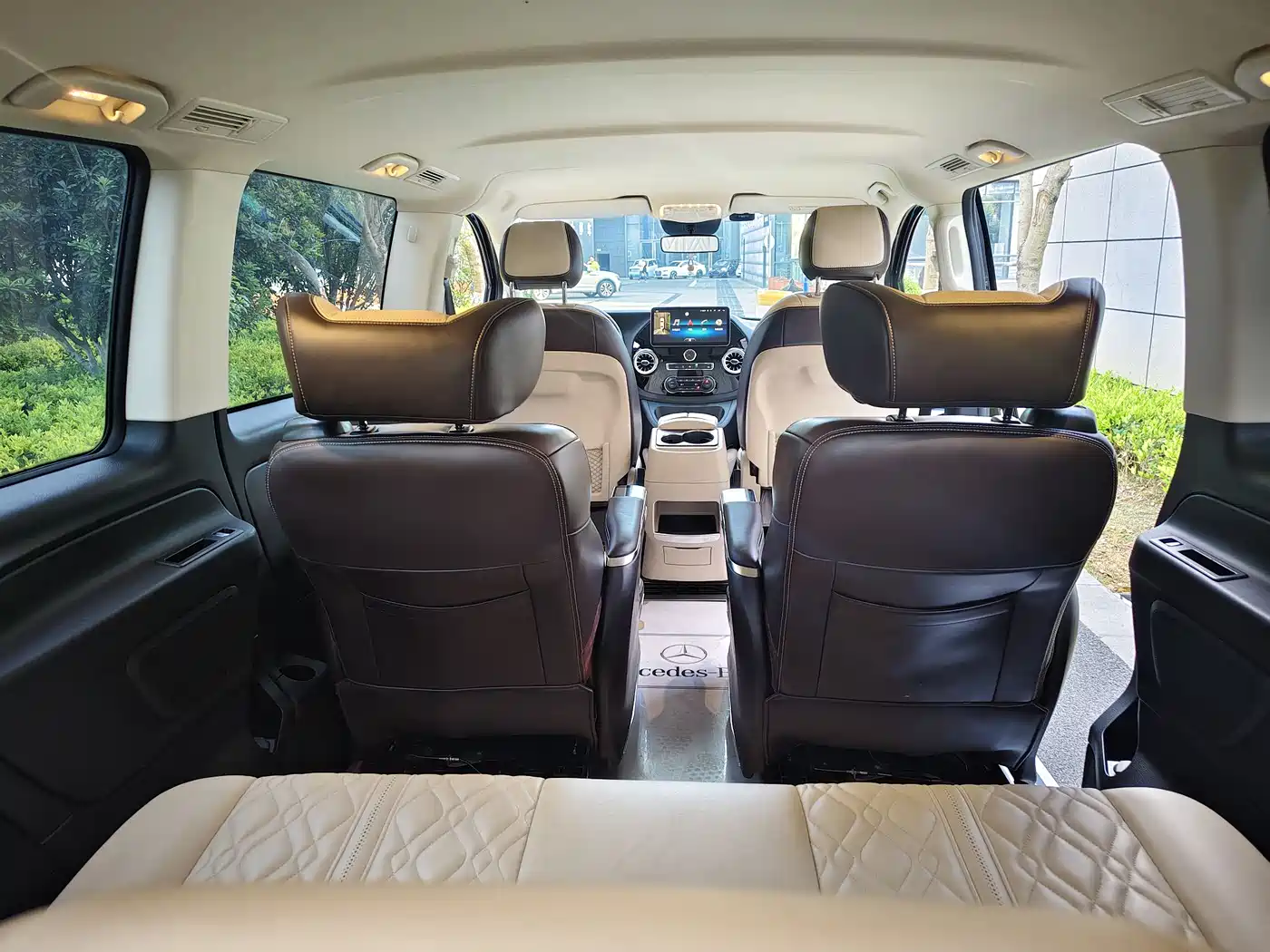Mercedes-Benz Vito 2021 2.0T Elite 7-Seater фото 10