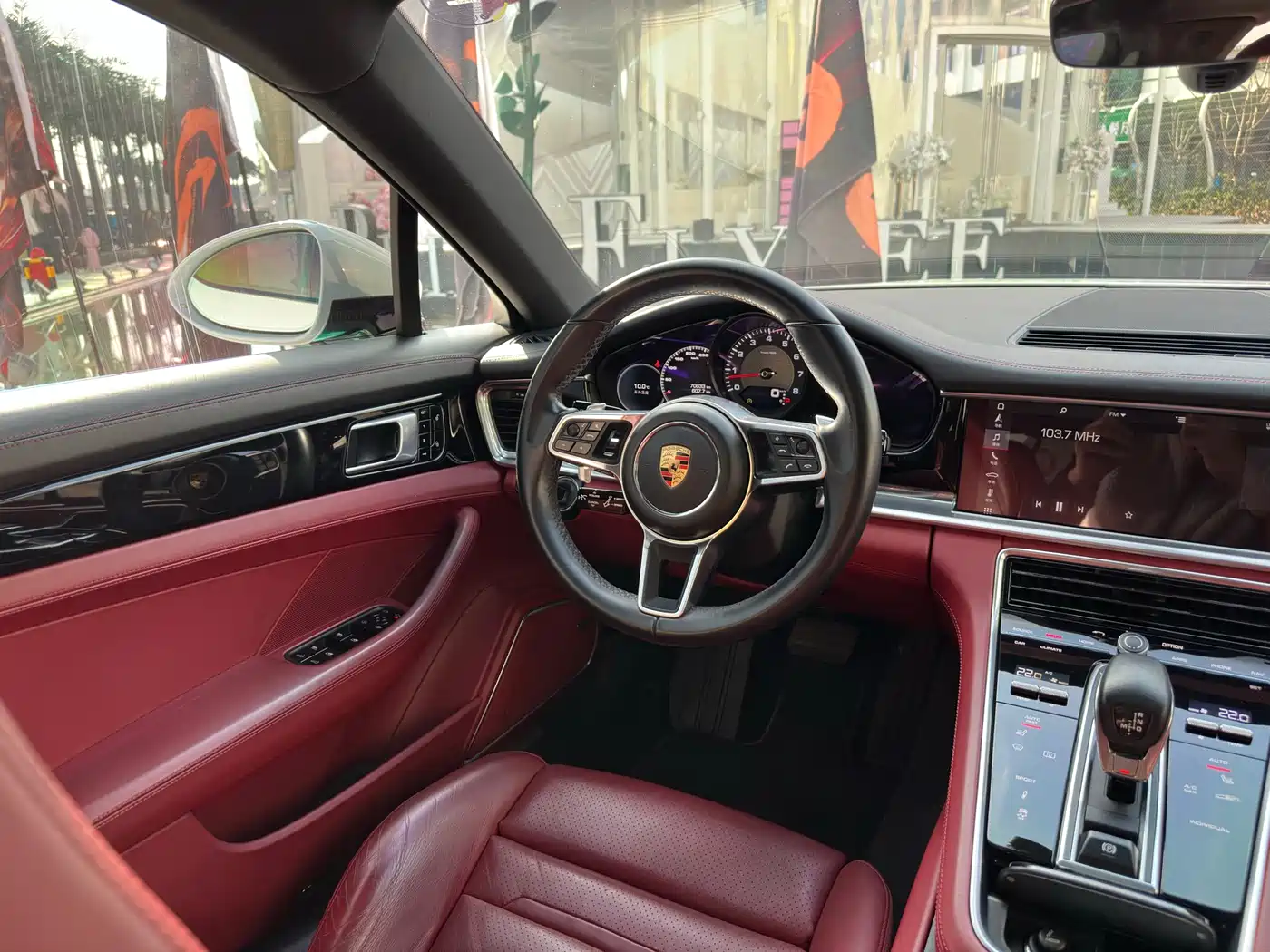 Porsche Panamera 2017 Panamera 4 Executive Long Wheelbase 3.0T фото 18