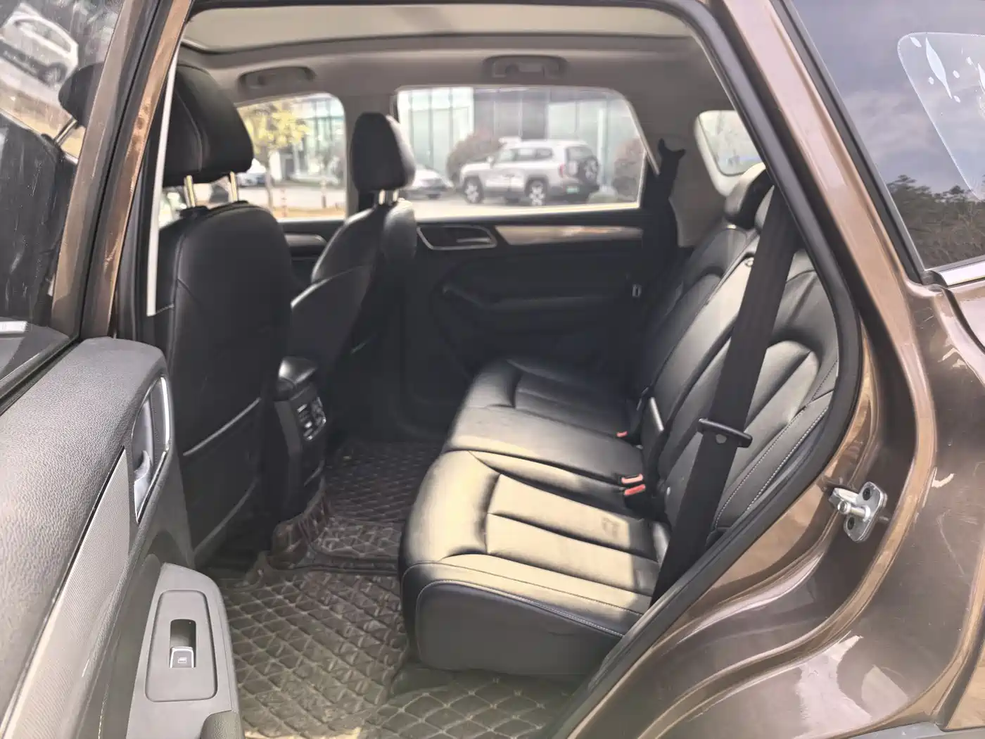 Roewe RX5 2016 2016 20T 2WD Automatic Internet Smart Edition