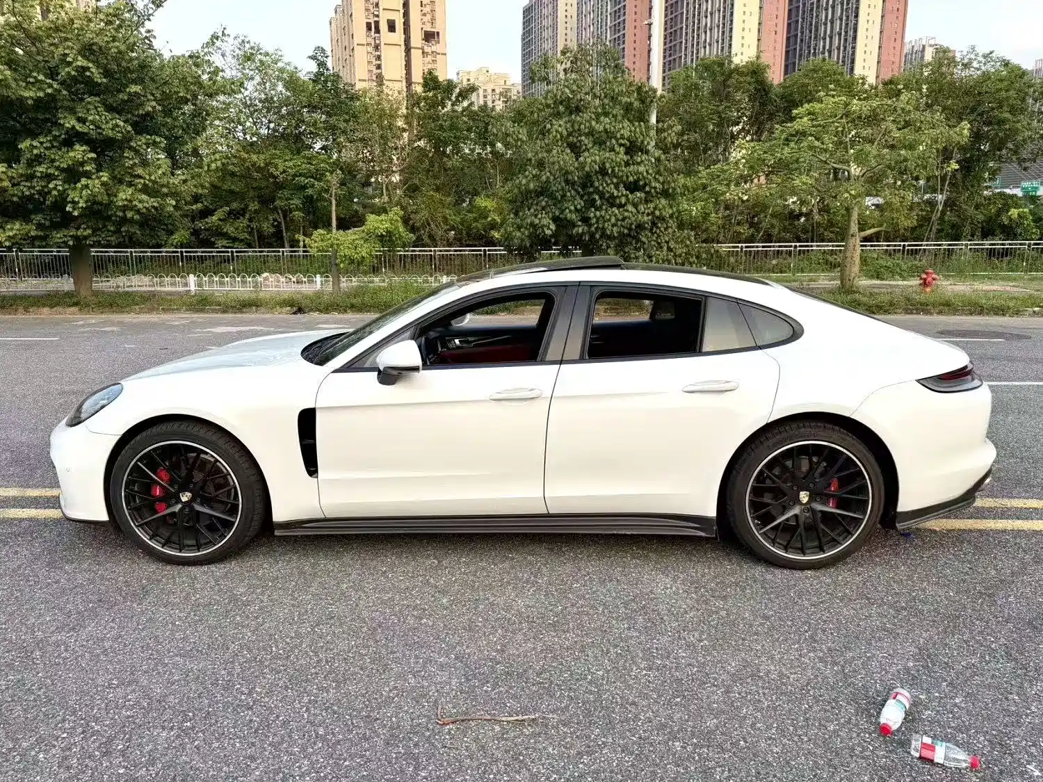 Photo 9 - Porsche Panamera