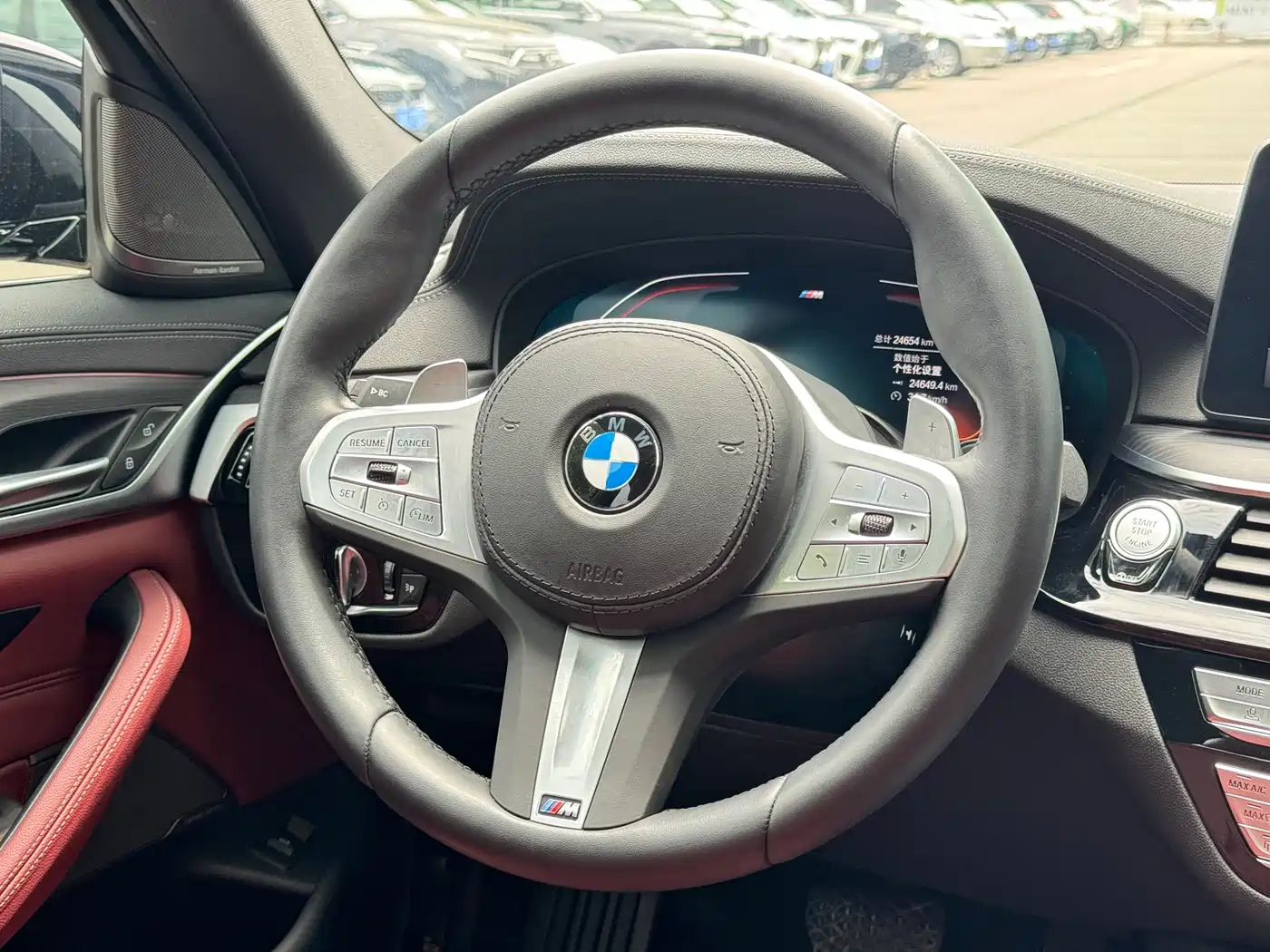 BMW 5 Series 2023 530Li Premium M Sport Package фото 14