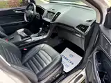 Фото 10 - Ford Edge
