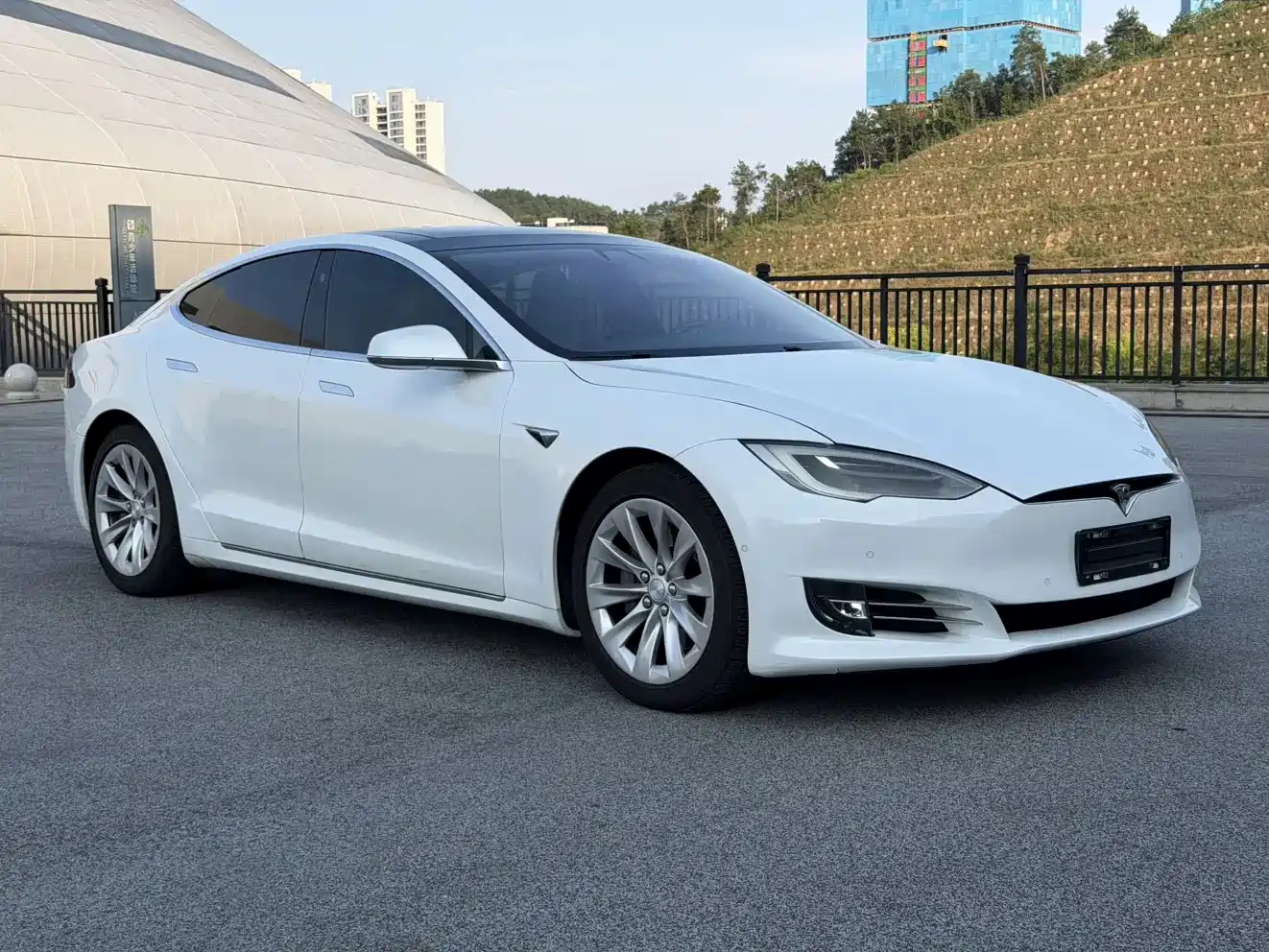 Tesla Model S 2018 2017 Model S 100D Long Range