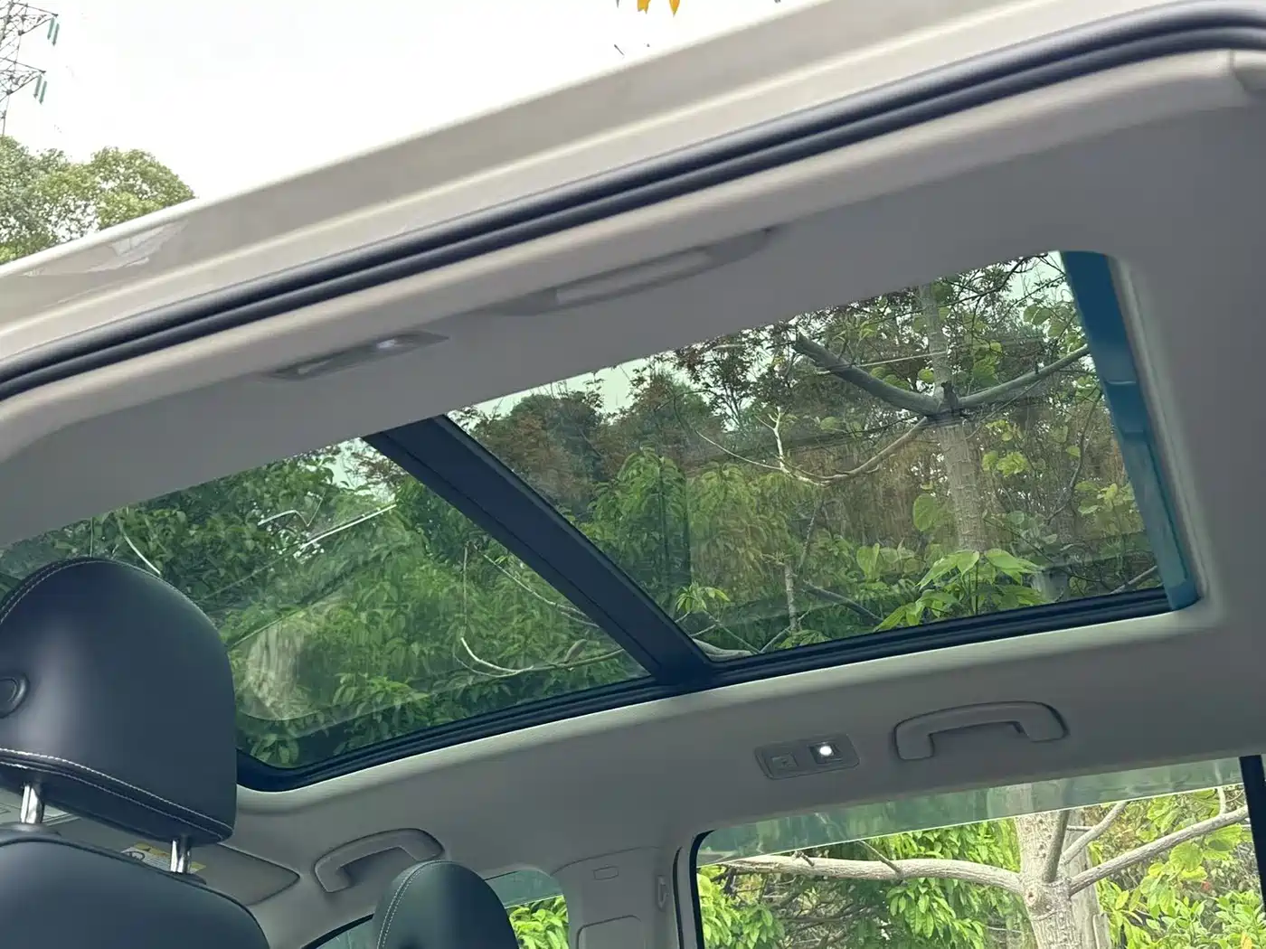 VOLKSWAGEN TIGUAN L NEW ENERGY