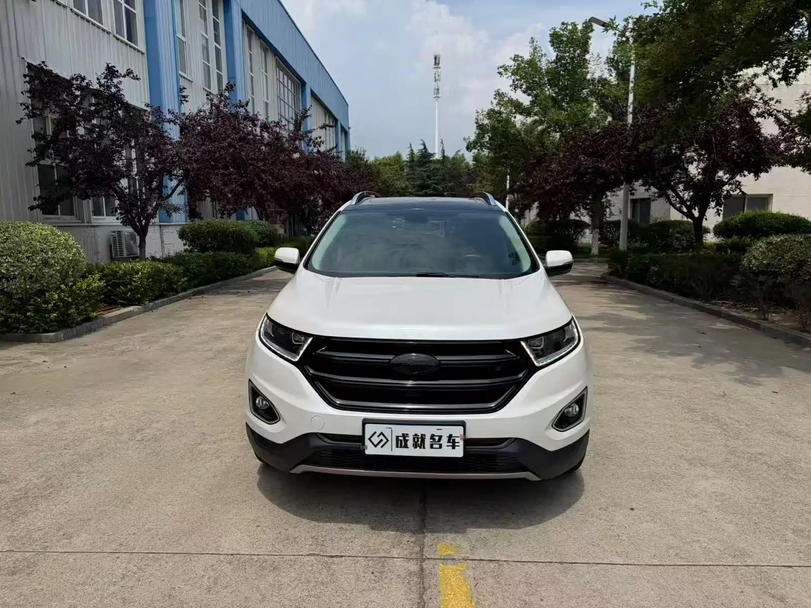 Фото 2 - Ford Edge