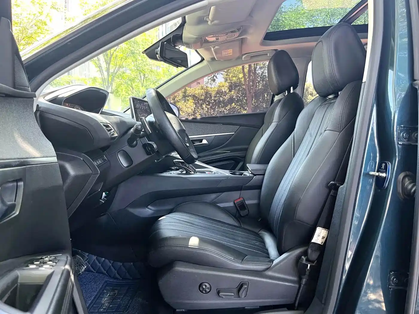 Peugeot 5008 2017 380THP 7-seat Luxury Edition фото 13