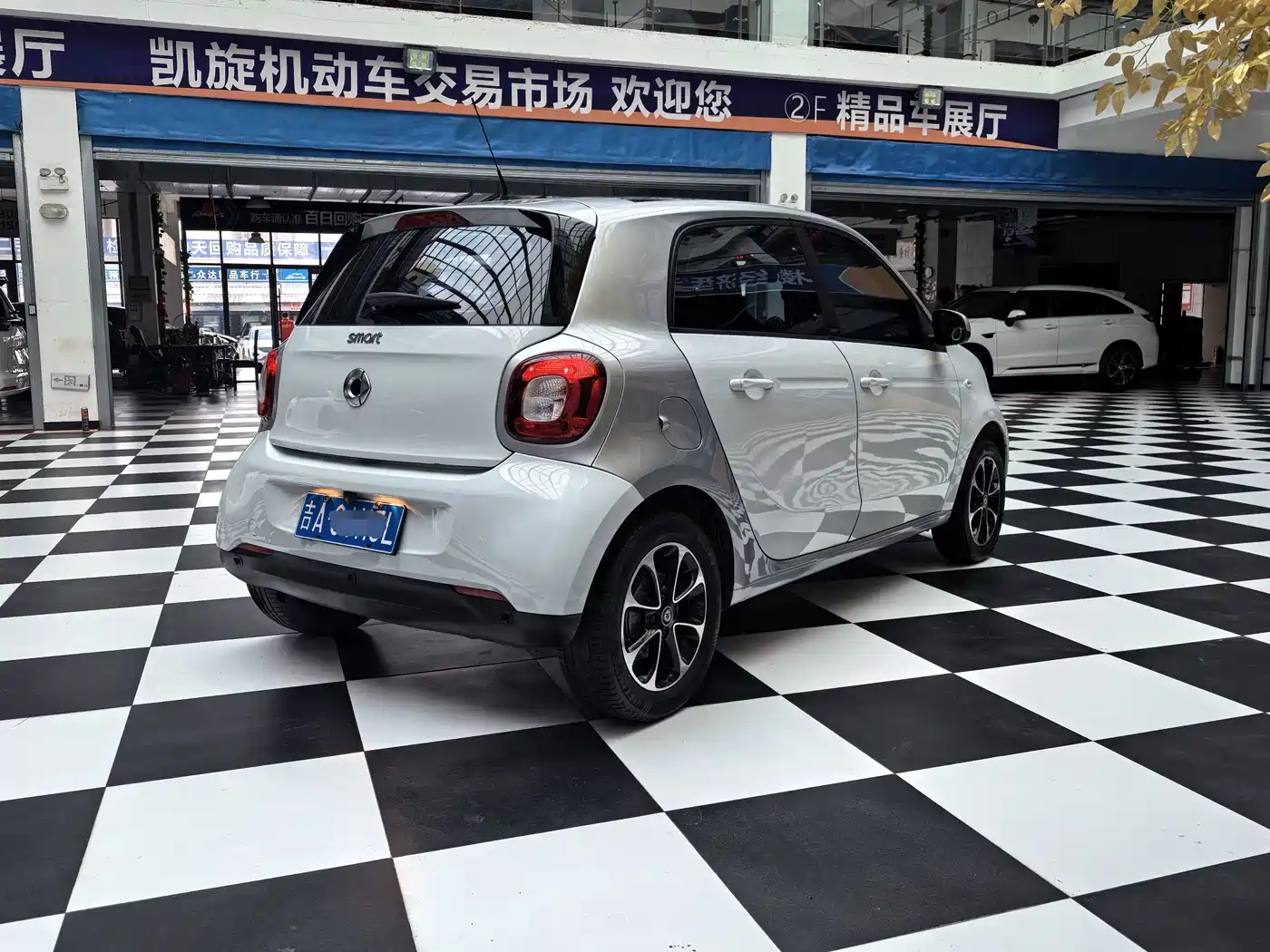 smart forfour 2018 2016 1.0L 52kW Passion Edition