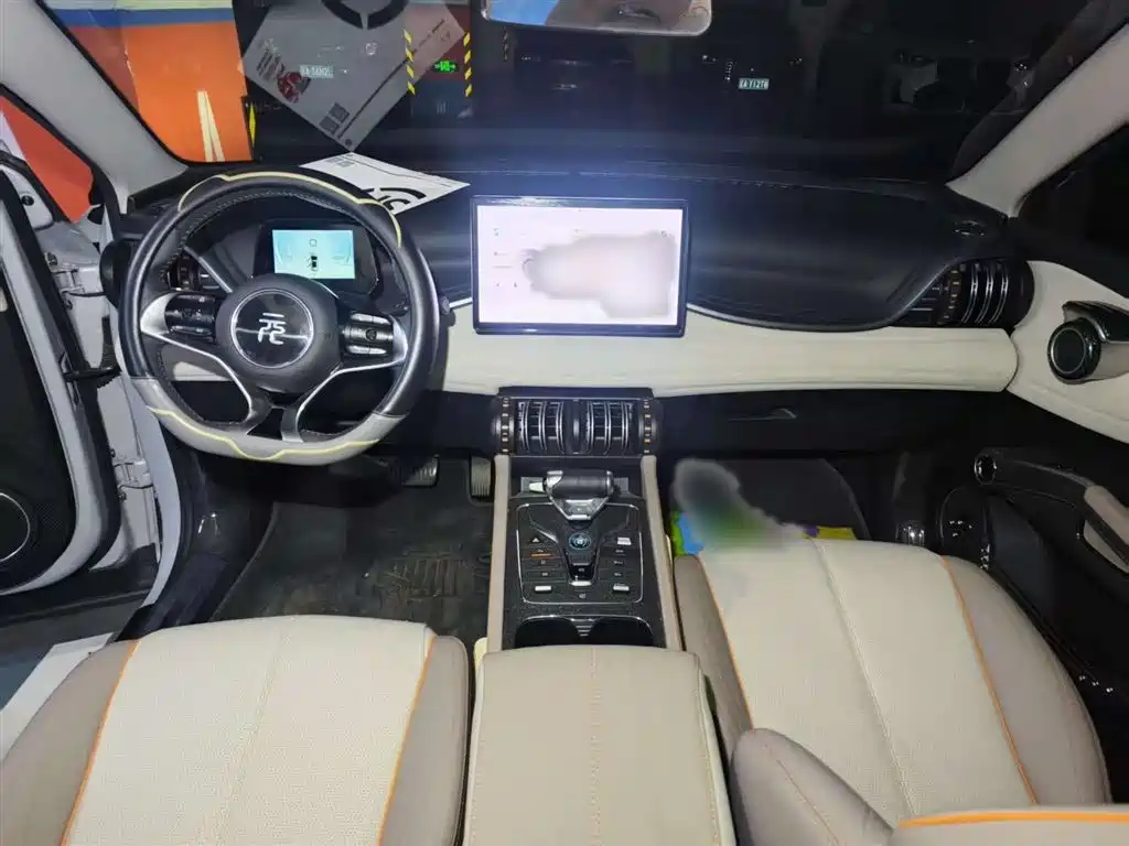 BYD Yuan PLUS 2024 Glory Edition 510KM Leading фото 12