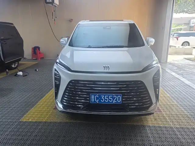 Buick GL8 Люкс, Смарт