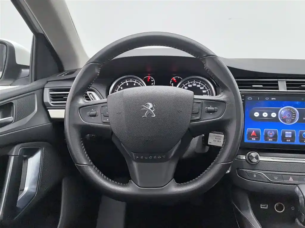 Peugeot 408 2018 350THP Automatic Luxury Edition фото 11