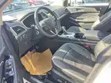 Фото 9 - Ford Edge