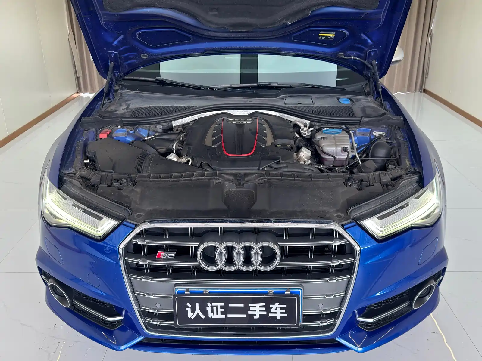 Фото 4 - Audi S6