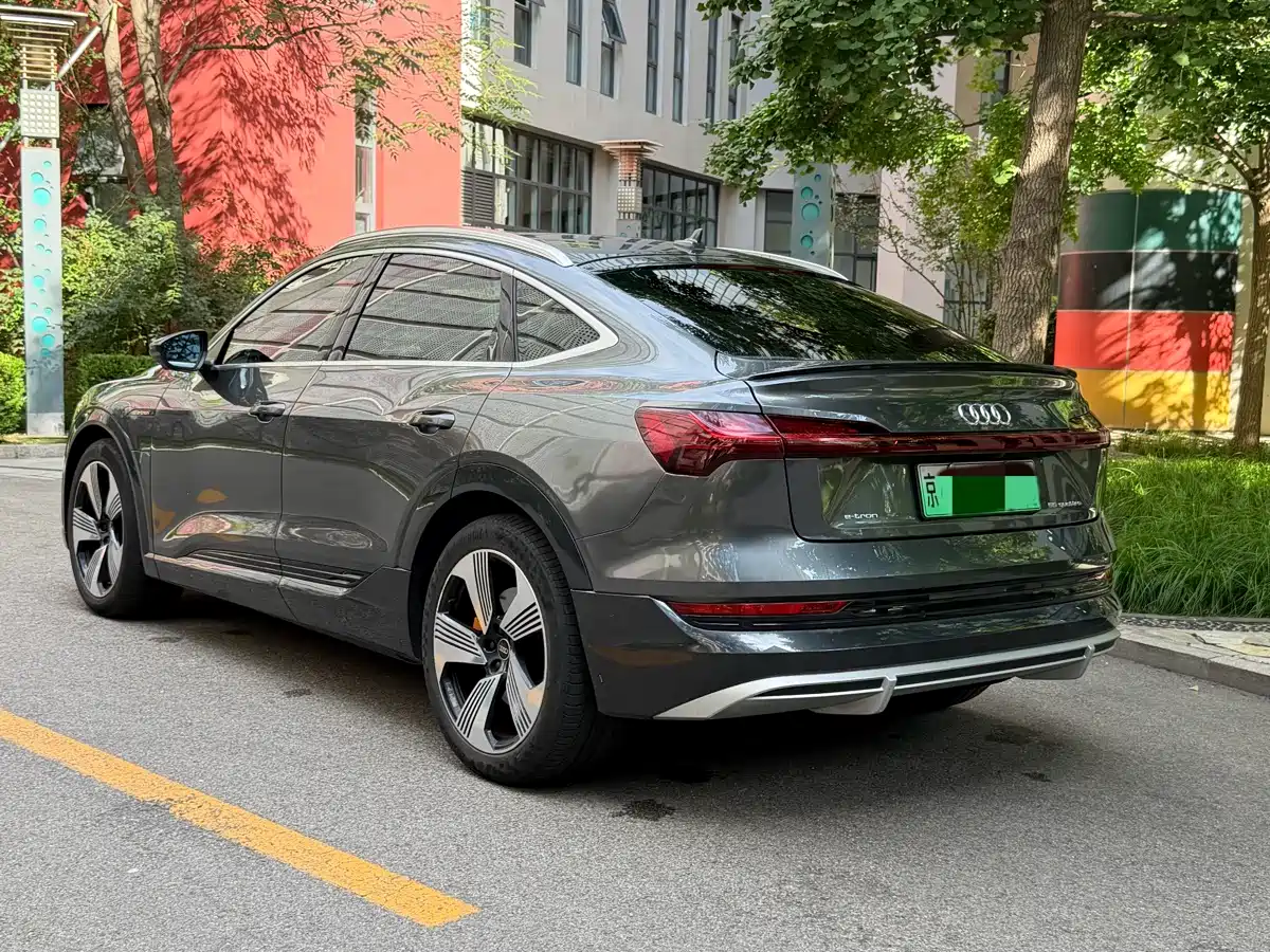 Audi e-tron (Import) 2022 2022 Sportback 55 quattro Limited Edition
