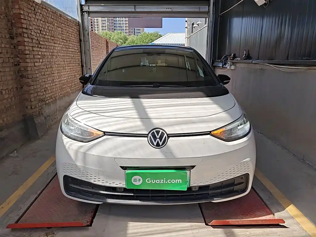 Volkswagen ID.3 2024 Pure Smart Edition фото 3