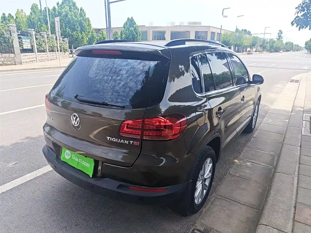 Volkswagen Tiguan 2015 1.8TSI Automatic 2WD Comfortline фото 7
