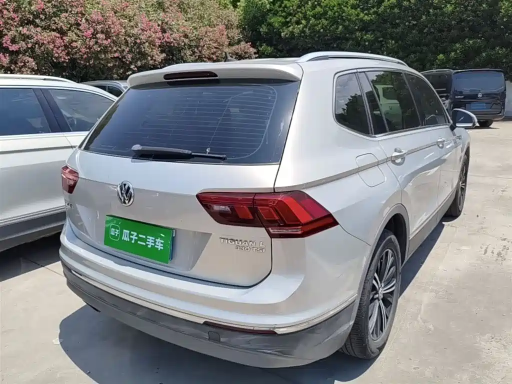 Volkswagen Tiguan L 2019 330TSI Automatic 2WD Panorama Comfort Edition China VI фото 7
