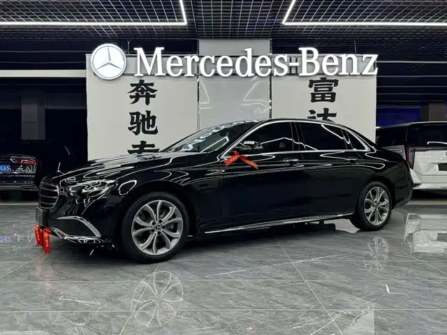 Mercedes-Benz E-Class 2024