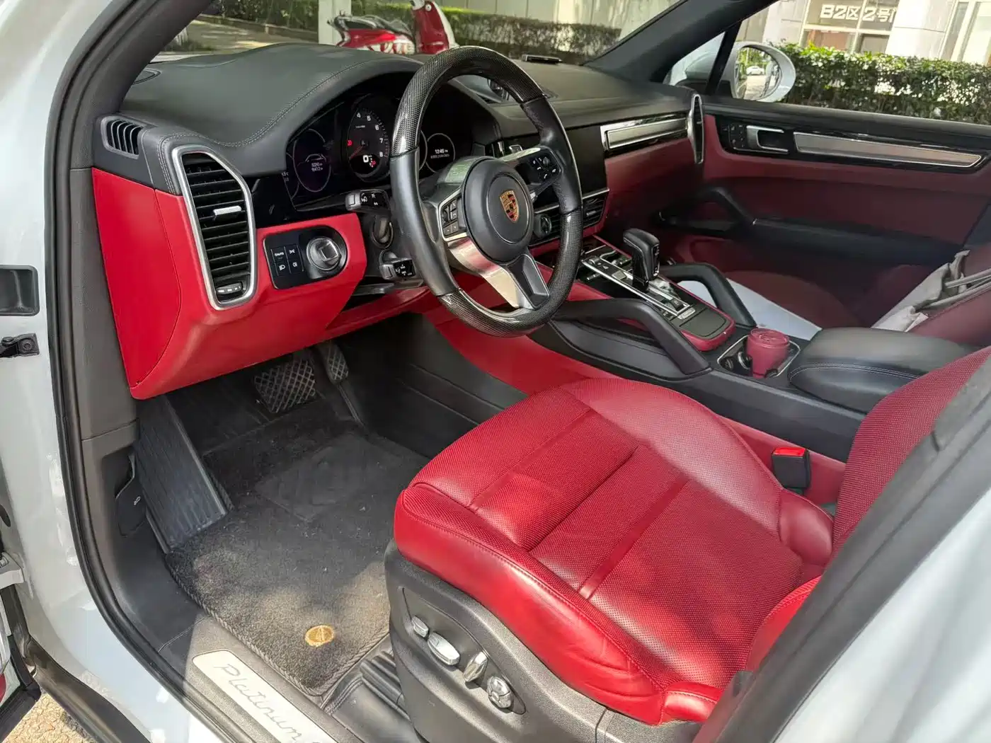 Porsche Cayenne 2023 Cayenne 3.0T Platinum Edition фото 6