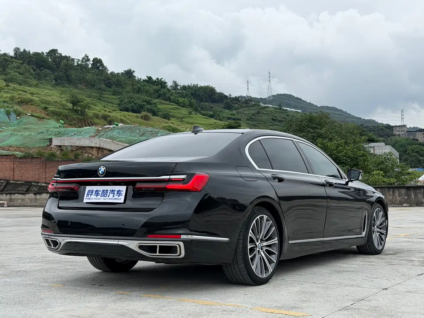 BMW 7 Series 2019 740Li Leading Luxury Package фото 5