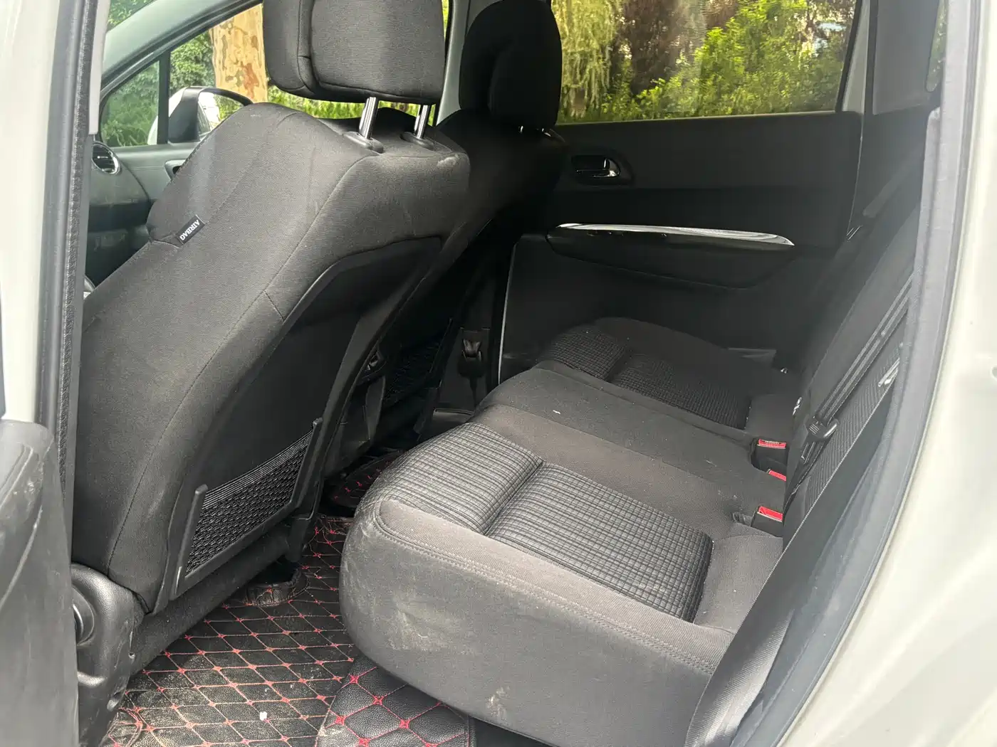 Peugeot 3008 2017 2016 2.0L Automatic Classic Edition