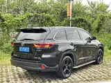Фото 3 - Toyota Highlander