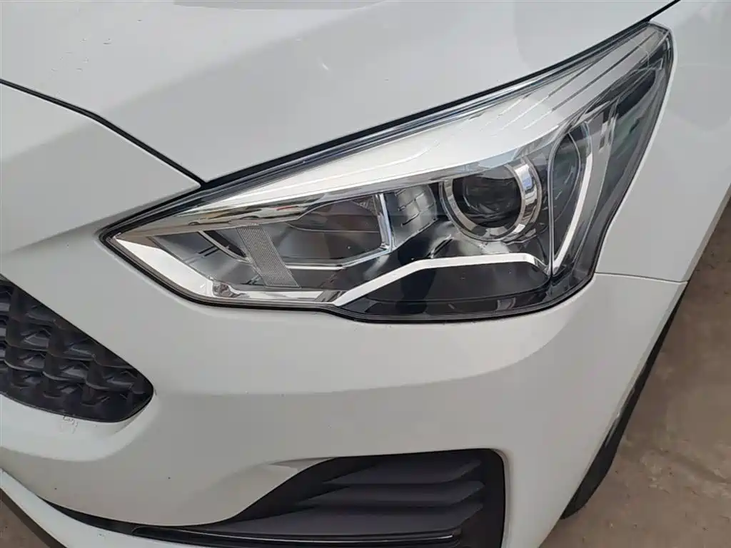 Haval M6 2019 1.5T DCT 2WD Value Edition (China VI) фото 24