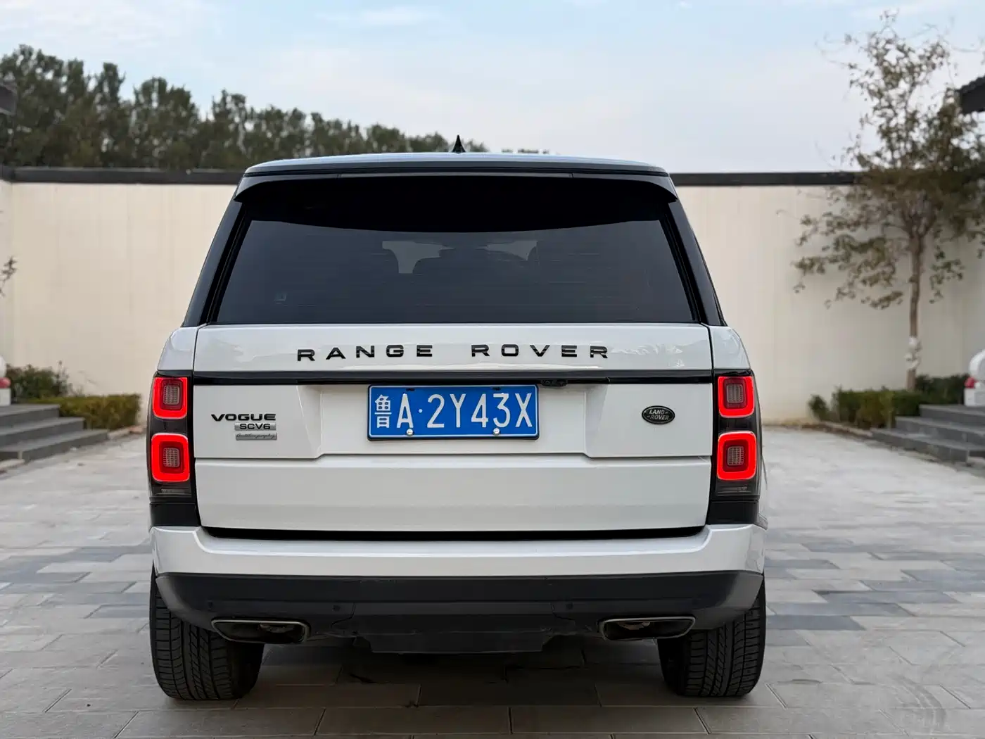 Land Rover Range Rover 2018 3.0 SC V6 Golden Age Edition фото 11