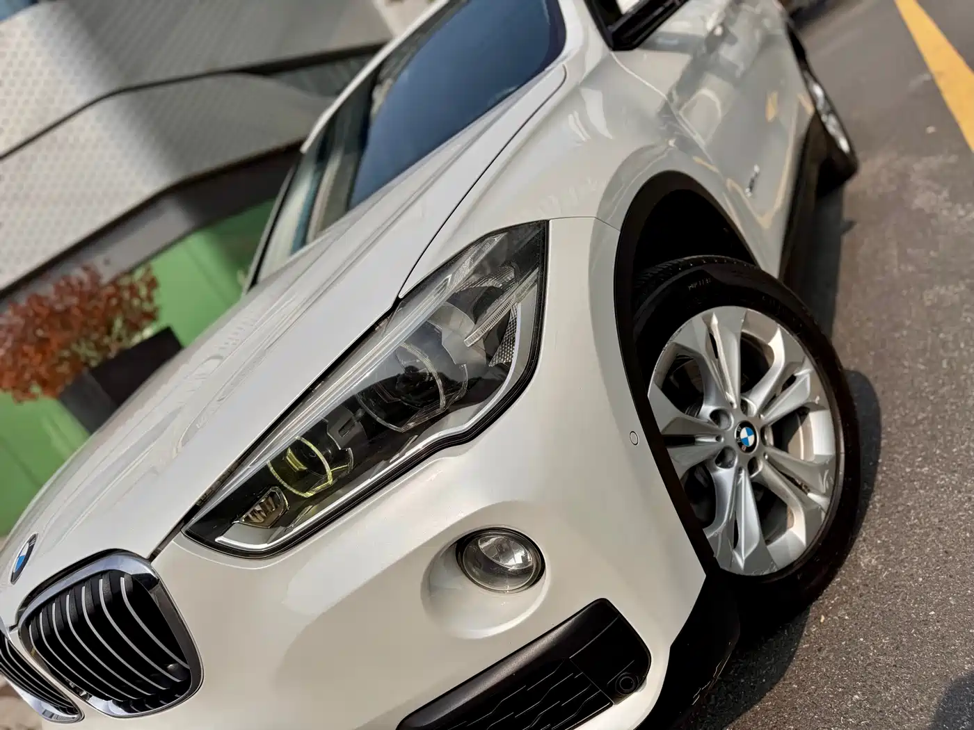 BMW X1 2016 sDrive18Li Premium Model фото 9