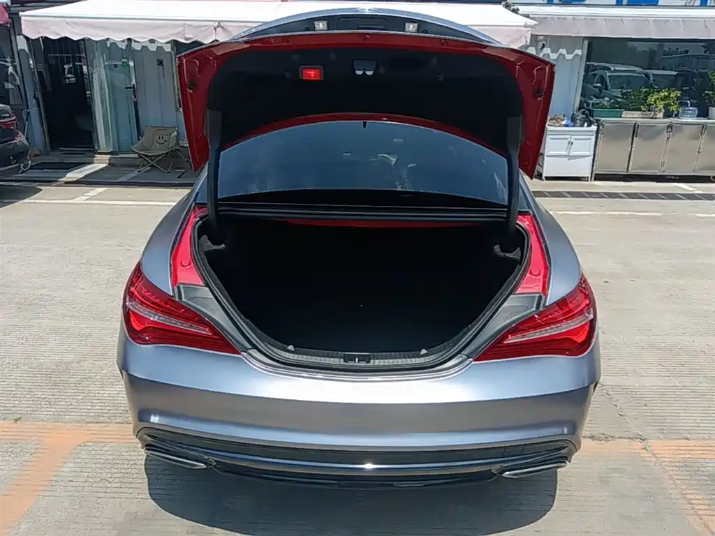 Mercedes-Benz CLA (Import) 2018 CLA 220 4MATIC фото 19