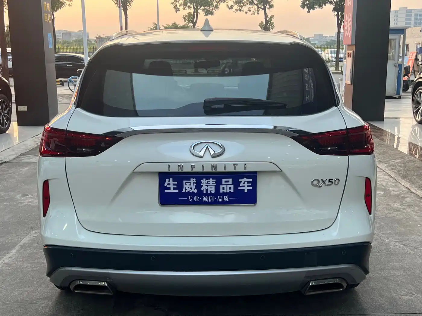 Infiniti QX50 2019 2018 2.0T 2WD Fashion Edition