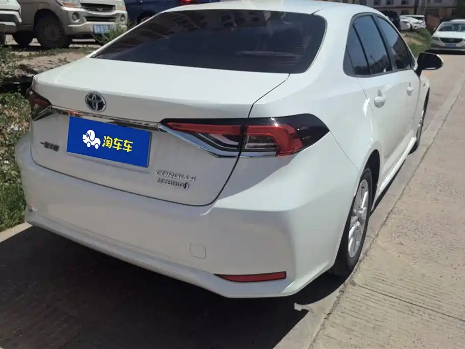Toyota Corolla 2024 Model 1.8L Smart Hybrid Pioneer Edition фото 3