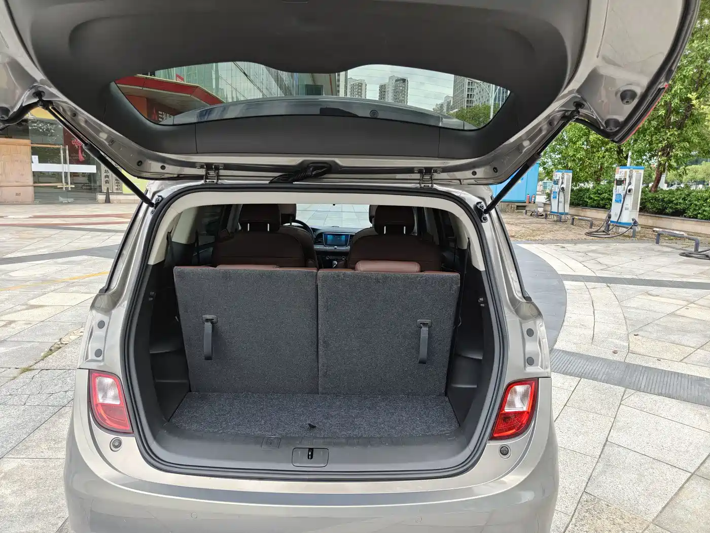 Buick GL6 2021 2019 Model 18T 5-Seater Connected Luxury Version China V