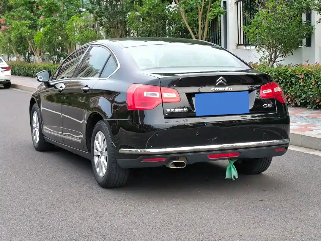 Фото 5 - Citroën C5