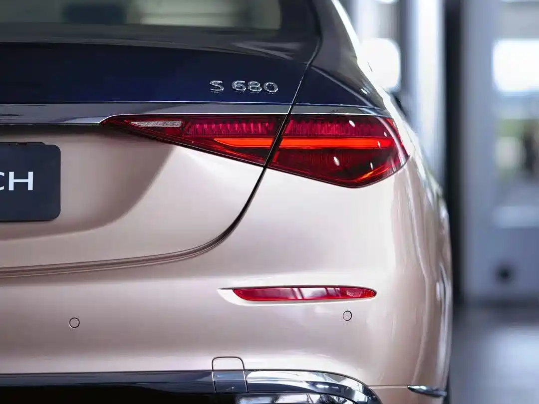 Mercedes-Benz Maybach S-Class 2023 S 680 4MATIC Haute Voiture Limited High-End Edition фото 3