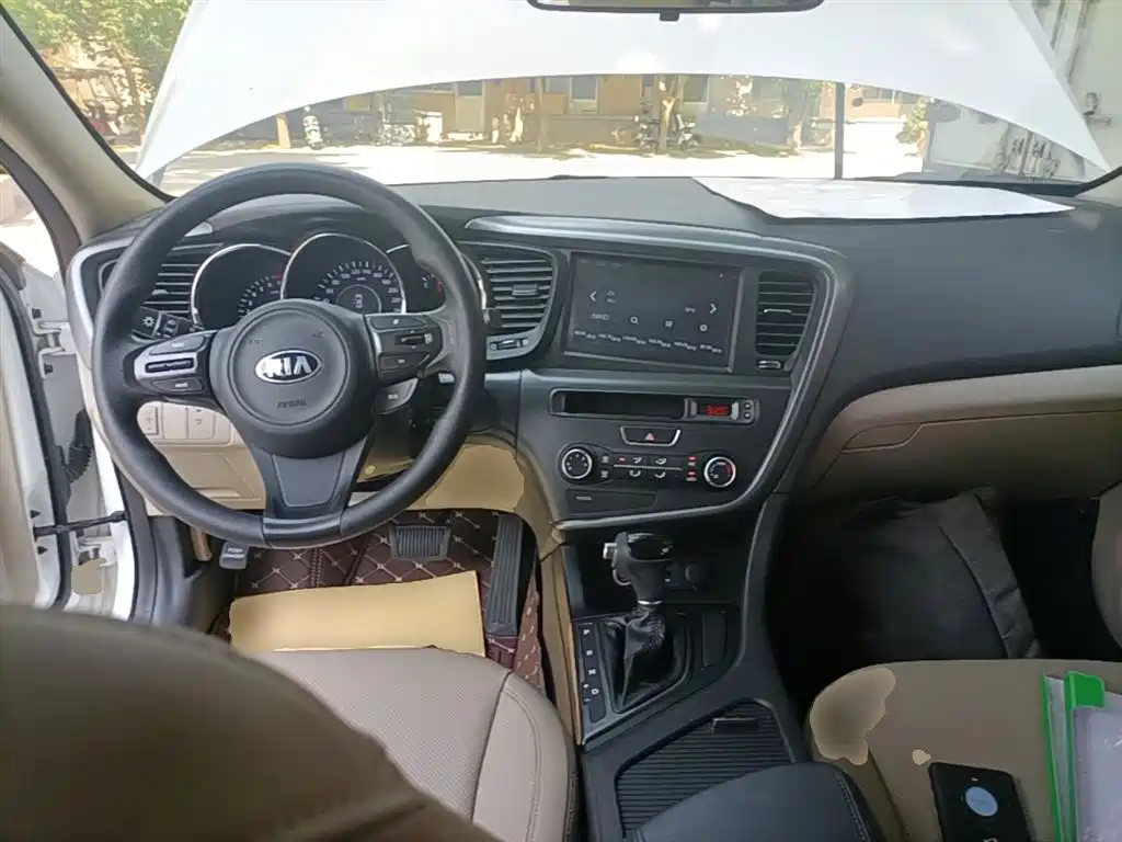 Kia K5 2015 2.0L Automatic GL фото 10