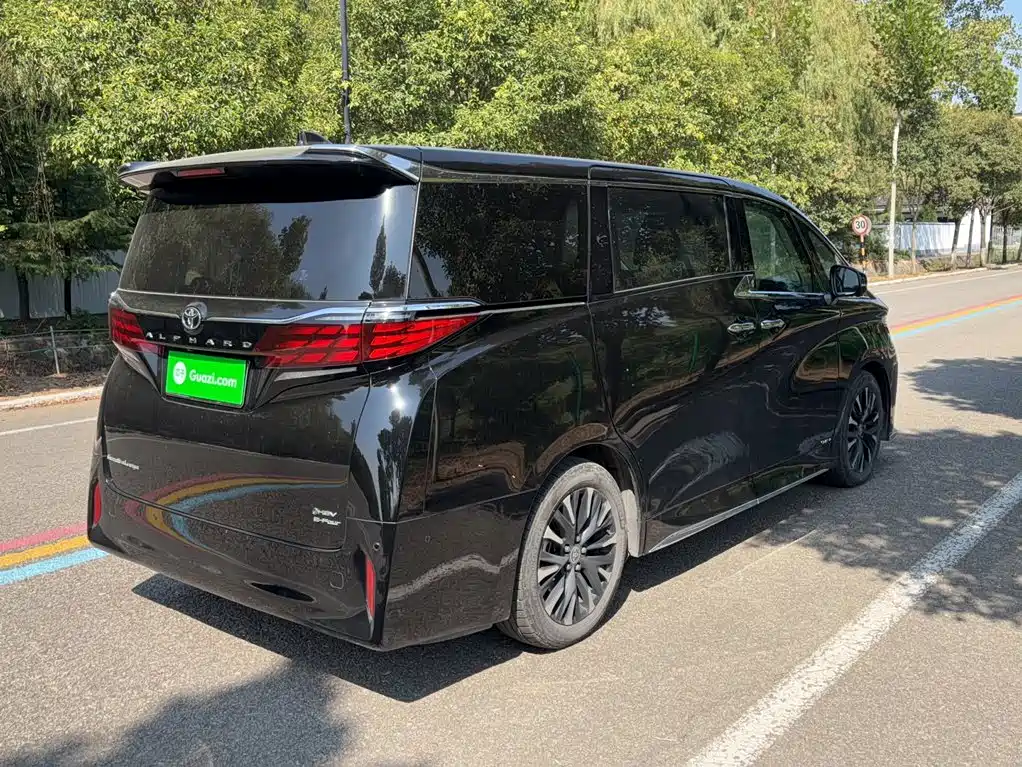 Toyota Alphard 2026 2024 Hybrid 2.5L Ultimate Enjoyment Edition