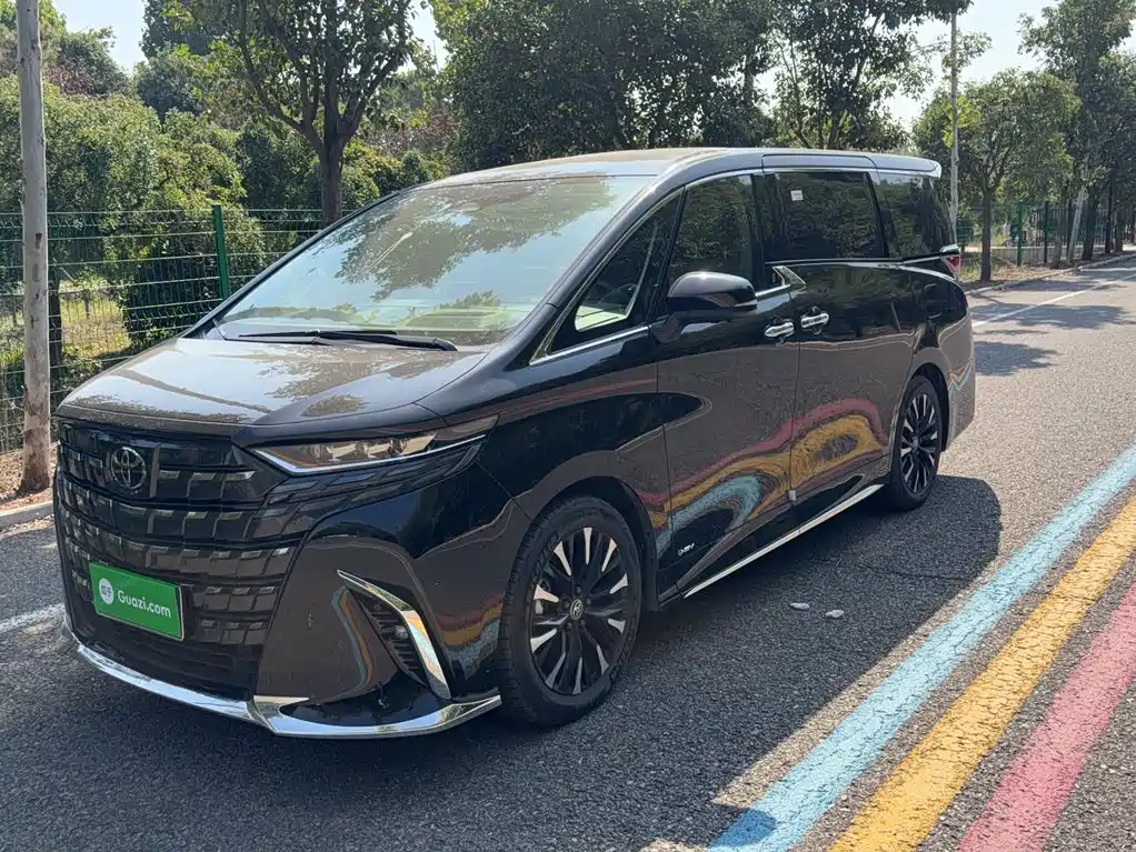 Toyota Alphard 2026 2024 Hybrid 2.5L Ultimate Enjoyment Edition