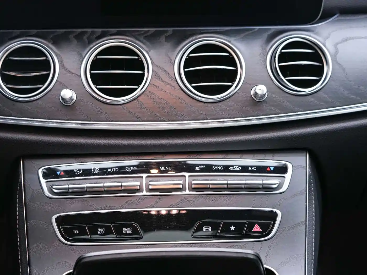 Mercedes-Benz E-Class (Import) 2021 E 260 Fashion Sport Edition фото 19