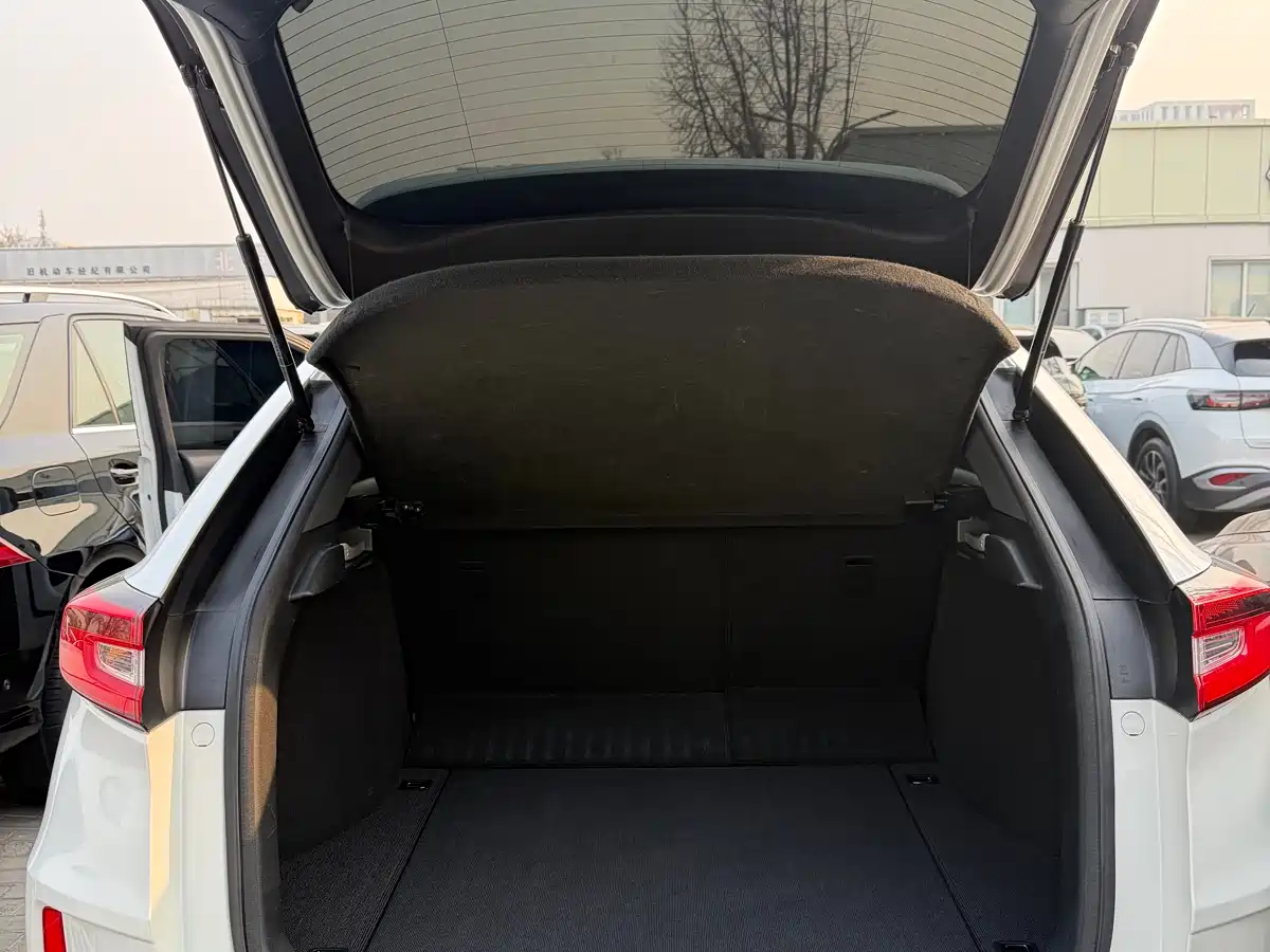 Фото 9 - Honda UR-V